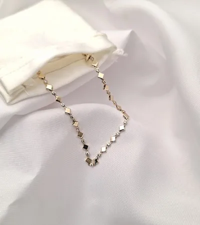 14 Ayar Altın Zirkon Taşlı Kadın Bileklik