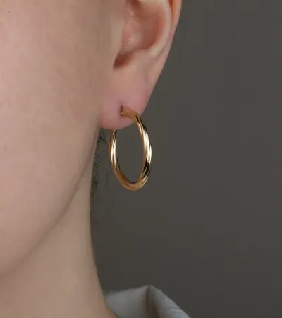 Altın Desenli Burgu Halka Küpe