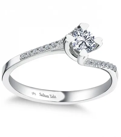 Beyaz Altın 0,40 Karat Pırlanta Tektaş Yüzük